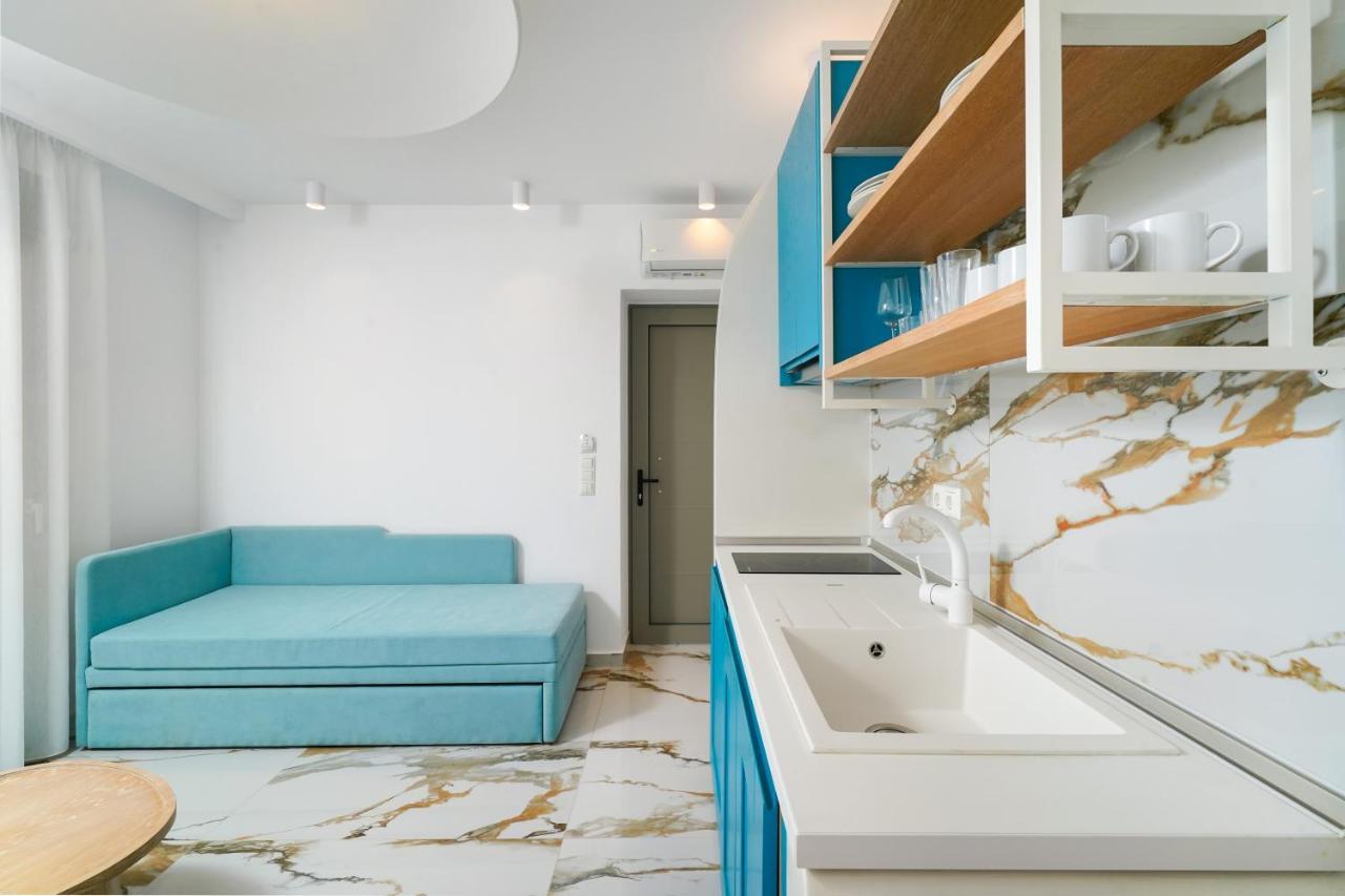 Athina Palace Luxurious Appartments Potos Bagian luar foto